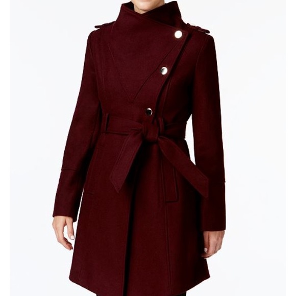 black and gold guess bag